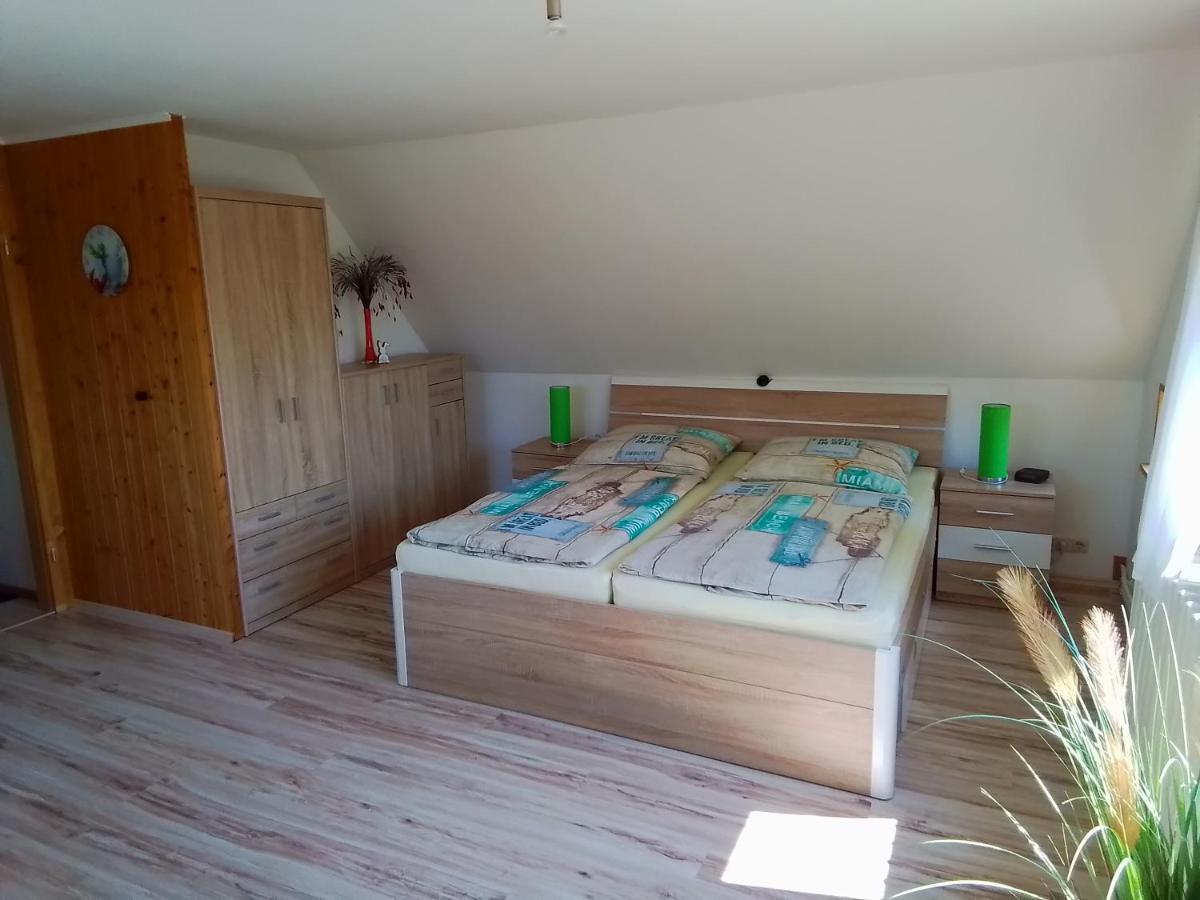Apartamento Haus Im Wind Putbus Exterior foto